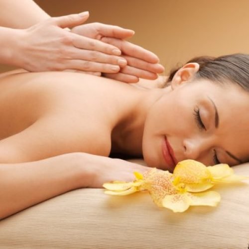 depositphotos_19747021-stock-photo-beautiful-woman-in-massage-salon depositphotos_19747021-stock-photo-beautiful-woman-in-massage-salon